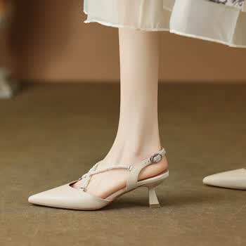 年夏季新款珍珠百搭韩版细跟尖头鞋高跟后空包头女一字带凉鞋米白34