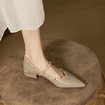 琳可人法式玛丽珍女鞋小众铆钉单鞋气质夏季设计漆皮低跟尖头卡其色35