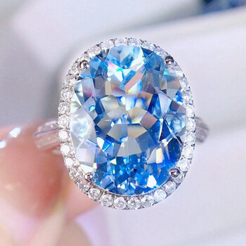海蓝宝戒指女18k重金镶嵌晶体干净火彩南非豪镶钻石彩色宝石戒指送