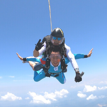 中国湖北武汉荆门跳伞国内3300米高空双人跳伞官方跳伞基地可选高清