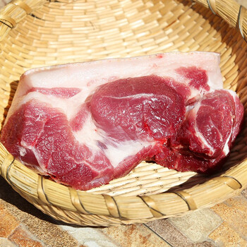 新鲜黑猪肉五花肉肋排黑猪腿肉2斤2两