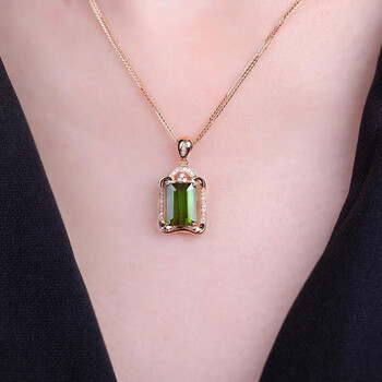 vancrudeannora碧玺项链巴西绿皓方形祖母绿项坠女锁骨链绿碧玺吊坠