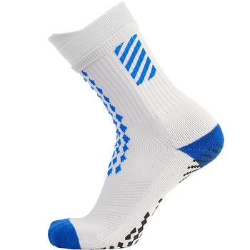 足球袜什么牌子好（足球袜什么牌子便宜又好用）