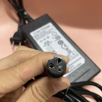 赛乐透24v2a小海豚迷你电动车充电器航空头24v铅酸电池充电器3642v锂