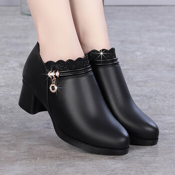 锦彩湾40-50岁中年女士春秋皮鞋半高跟妈妈新款软底单鞋深口中跟工作