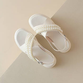 艾上他她甜美串珠平底休闲凉鞋夏季新款轻便厚底凉鞋女露趾米白色34