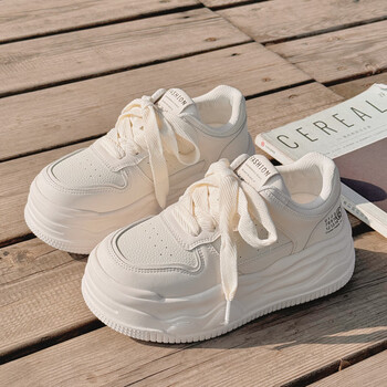 尚慕晴厚底小白鞋女2024新款春季帆布鞋设计感小众运动休闲板鞋女本白