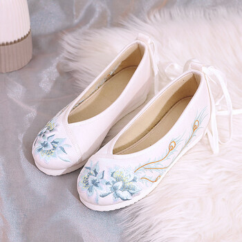 虞萌馨迪秋冬内增高汉服鞋子女古风棉鞋冬鞋明制绣花鞋古代搭配古装的