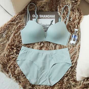 女结婚新娘礼物本命年文胸套装无钢圈小胸聚拢 绿色 70b=32b(配内裤)