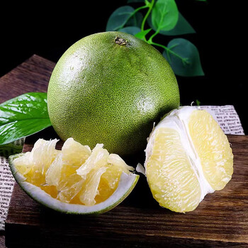 白衣鲜人 泰国青柚4个装中果 新鲜水果翡翠蜂蜜柚青皮白心柚子 生鲜