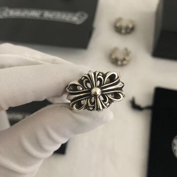 克罗心戒指 情侣经典风格 塘黑处理鸢尾花戒 送朋友礼物 中码可调