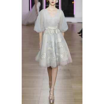 原创设计师女装女巫和骑士超仙高级灰泡泡袖绣花连衣裙2021年初秋裙子 浅灰 M