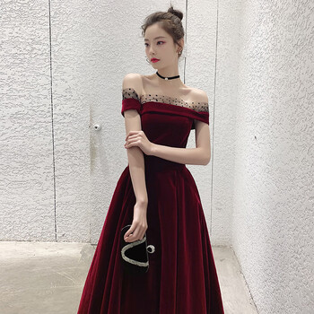 红色春秋季一字肩显瘦气质显瘦晚小礼服女裙宴会酒红色酒红色长款xxl