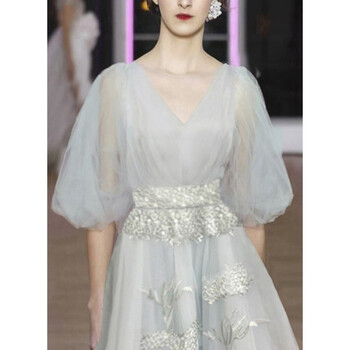 原创设计师女装女巫和骑士超仙高级灰泡泡袖绣花连衣裙2021年初秋裙子 浅灰 M