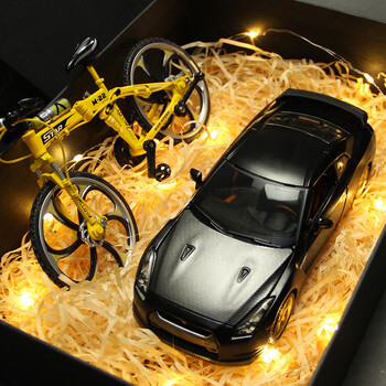 男生创意七夕情人节生日礼物节日礼品哑黑尼桑gtr自行车礼盒套装四开