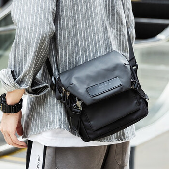 我潮斜挎包男潮牌大容量工装学生斜背休闲单肩包男士包包挎包机能包