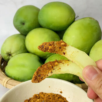 云南特产临沧新鲜酸脆木瓜新鲜水果青木瓜农家白花木瓜辣椒面酸木瓜