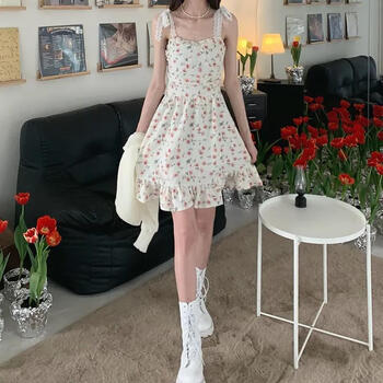 温柔风碎花吊带连衣裙套装女春季新款针织开衫洋气收腰短裙子 吊带裙