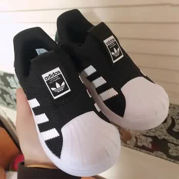 阿迪达斯adidas三叶草男女儿童一脚蹬贝壳头网面透气运动休闲鞋板鞋ef