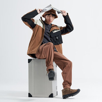 牧高笛mobigarden外套户外精致露营山系休闲男士保暖抗寒连帽夹克外套