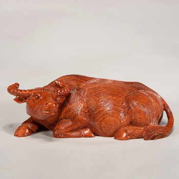 珠筠 花梨实木雕刻牛摆件木头根雕卧牛十二生肖春耕牛质家居工艺品