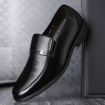 芬佧宾休闲皮鞋男透气中老年套脚爸爸鞋商务正装工作低跟男 黑色 39