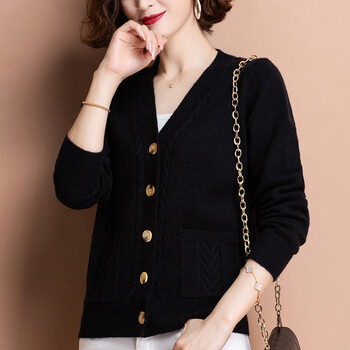 中年妇女秋季开口毛衣中年人穿早秋羊毛衫外套2021新款春秋风宽松针织