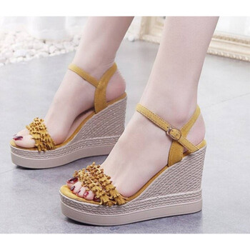 春季新款韩版坡跟女凉鞋防水台厚底流苏松糕仙女百搭一字带高跟鞋