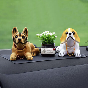 车摆件男士小车装饰品气车内部车前车子摆件汽车摆件可爱摇头狗狗车饰