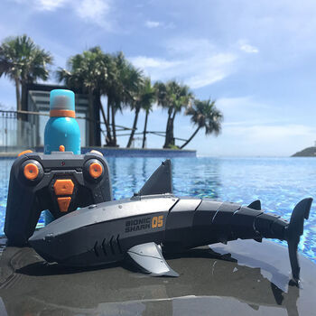遥控鲨鱼 可潜水艇下水 儿童戏水玩具 仿真电动防水迷你船模型潜艇带