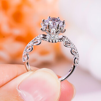 周大福52微镶莫桑石雪花钻戒女双层镂空戒指求婚送人1克拉8号