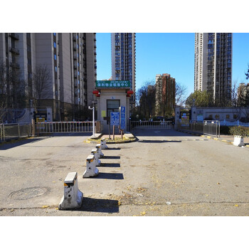 保利芳园2号楼1703室