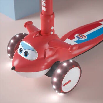 奥迪双钻滑板车超级飞侠滑板车超级装备乐迪小爱儿童溜溜车偏远红色