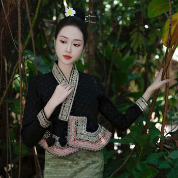 抒融傣族服装女依光扁同款黑色提花撞色复古气质套装民族风日常传上衣