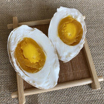 咸鹅蛋不是很咸咸鹅蛋东北大个五香新鲜咸鹅蛋6枚咸鹅蛋110g以上