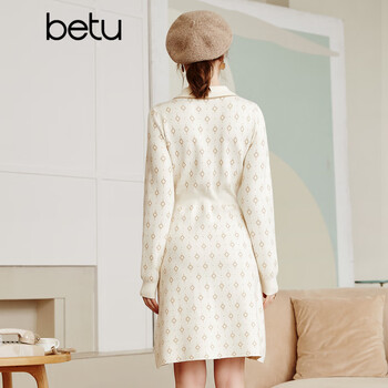 【2021秋冬新款】betu百图女装亮丝提花娃娃领软糯法式收腰显瘦中长款毛织连衣裙裙子2110T68 杏色 M