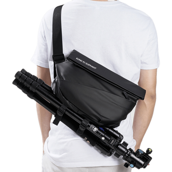 斜挎包哪个品牌好（女士斜挎包小挎包品牌）