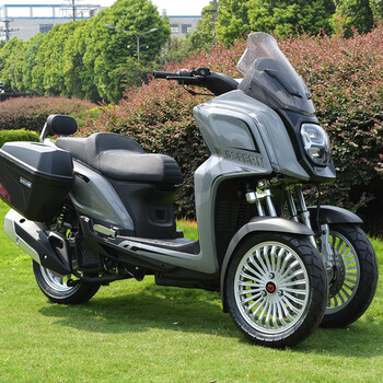 国产可上牌斗风f1倒三轮摩托车电喷水冷踏板摩托燃油机车 浅灰色