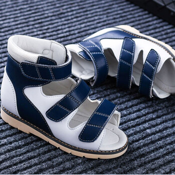 内八字矫正鞋儿童扁平足宝宝xo型腿纠正器专用足内外翻小孩子凉鞋1白