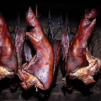 湖南特产乡里过年年货烟熏腊猪脚整只粮食猪柴火散装湘西腊货腊味整只