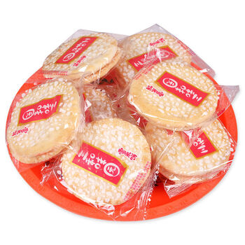 网红雪饼零食膨化食品香脆雪米饼雪饼散装批发小包装休闲办公零食