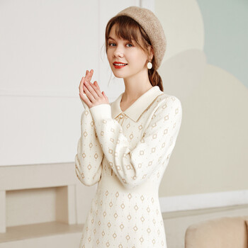 【2021秋冬新款】betu百图女装亮丝提花娃娃领软糯法式收腰显瘦中长款毛织连衣裙裙子2110T68 杏色 M