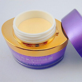 妆佳人颜如玉清润滋养镁白嫩白日晚 珍珠霜