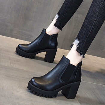 短靴女英伦风马丁靴韩版秋冬单靴方跟百搭粗跟黑色机车女靴子黑色加绒