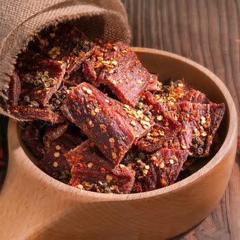 四川正宗风干牛肉干内蒙古特产手撕牦牛肉干麻辣零食独立包装批发麻辣