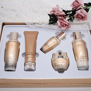 阁莉绮五件套阁莉绮五件套大金砖化妆品套装洁面水乳补水美白保湿提亮