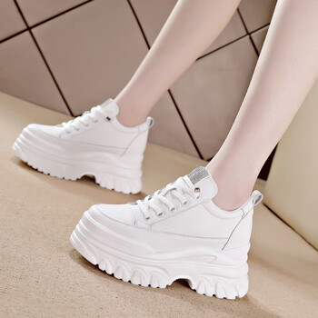 波徊牛皮内增高小白鞋女2023年新款春秋季女鞋子厚底松糕休闲单鞋白色
