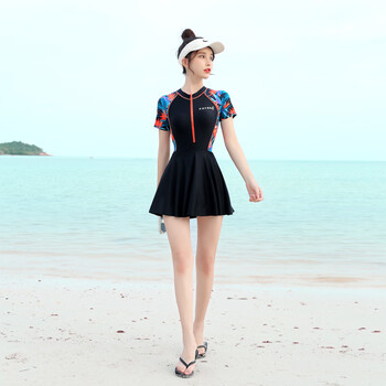 佑游游泳衣连体女2023新款遮肚显瘦性感保守学生ins女士泳装黑色短裙