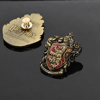 哈利波特周边学院风徽章格兰芬多胸针立体标志动漫合金礼品高品质