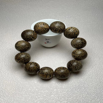 海南龙鳞纹沉香 尺寸2.0cm 重53克 材质沉香